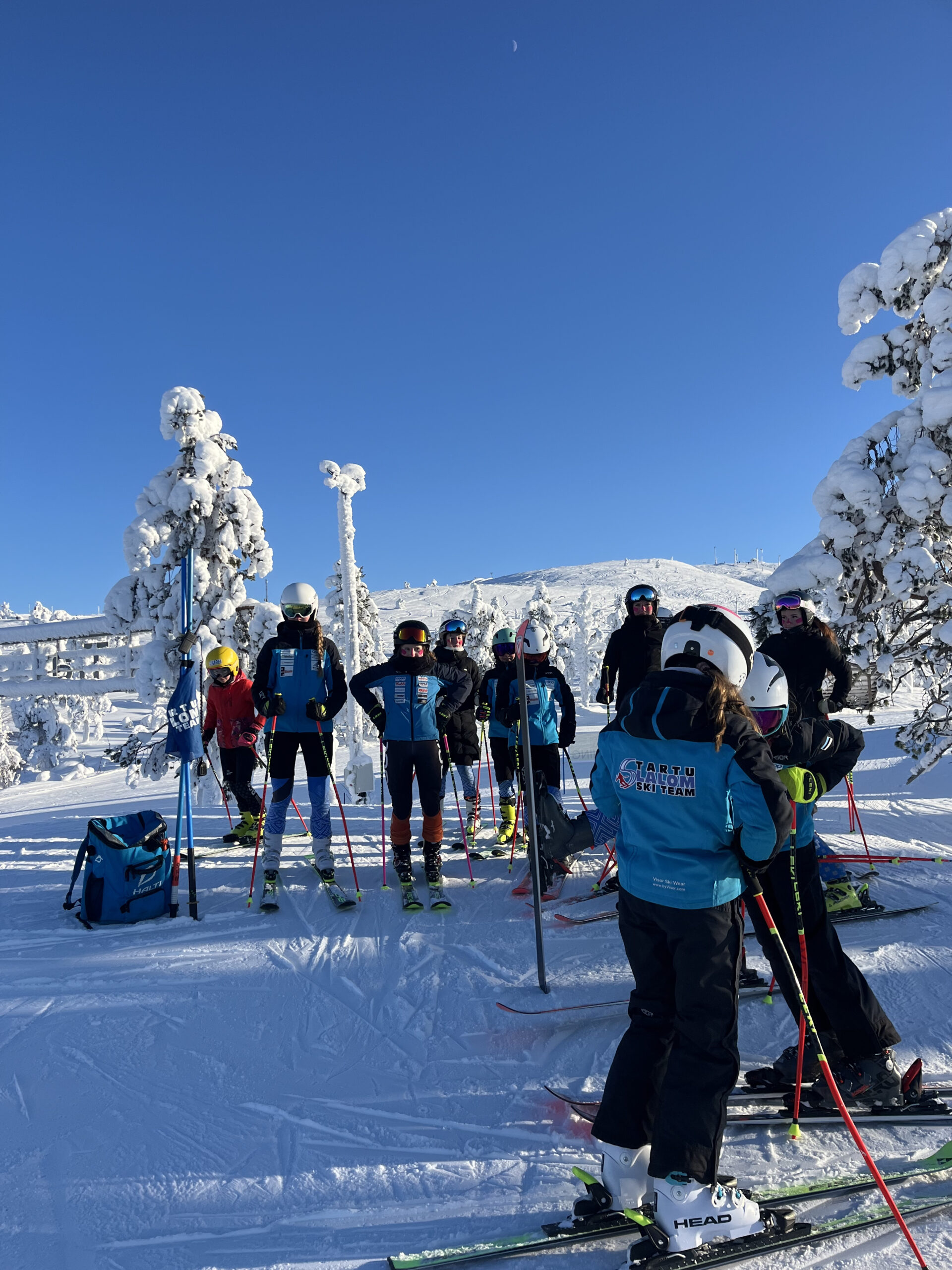 Tartu Slalomi sportlased treeningul Levi mäesuusakeskuses Soomes